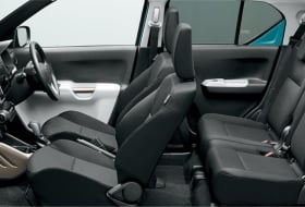 Titanium Interior_HYBRID MX_Safety Package_Navigation.jpg